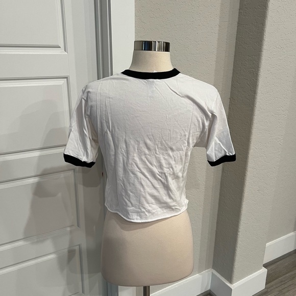 ⭐3 for $20 Cropped Band Tee - Picture 2 of 8